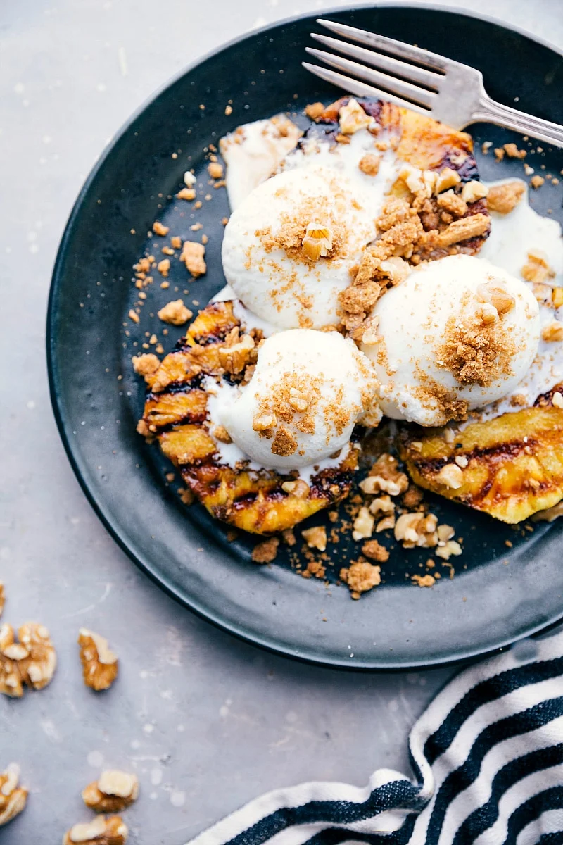 Grilled pineapple sundae with vanilla ice cream