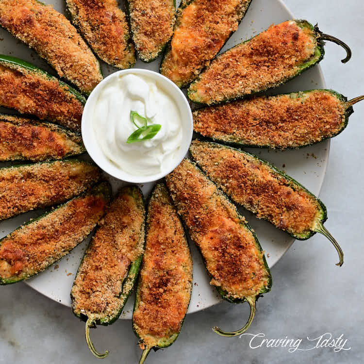Baked jalapeno poppers with cream cheese and crispy breadcrumb topping