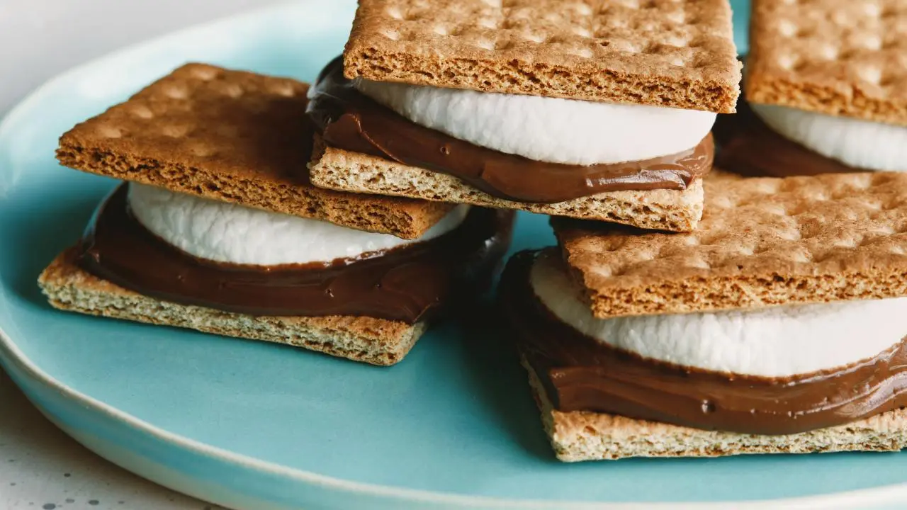 Air fryer s'mores with puffed toasted marshmallows and melted chocolate