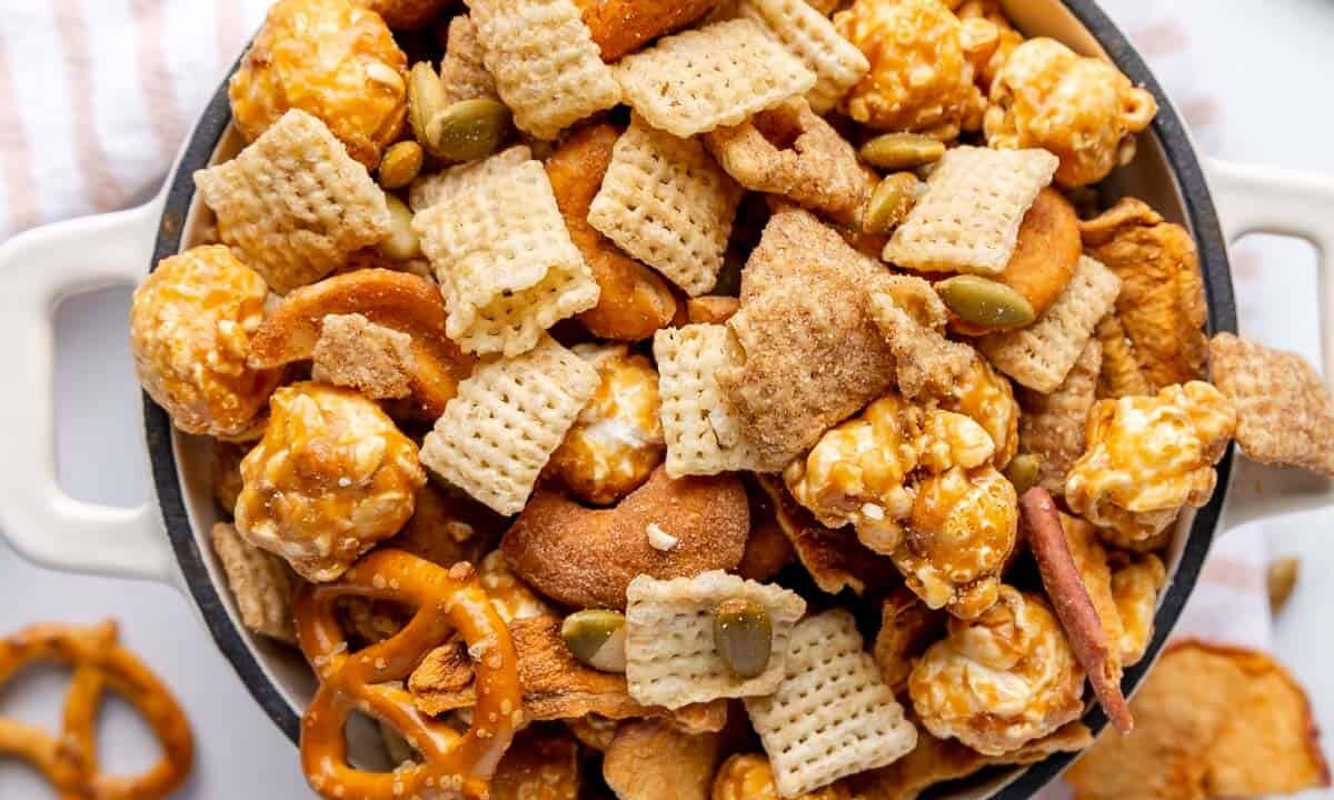 15 Easy Trail Mix Recipes